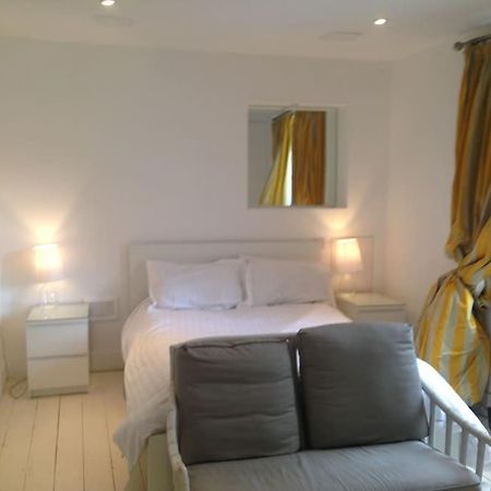Earls Court Spacious Apartment Лондон Екстер'єр фото